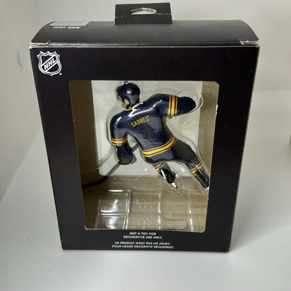 NHL Hallmark Ornament Buffalo Sabres - Picture 3 of 3